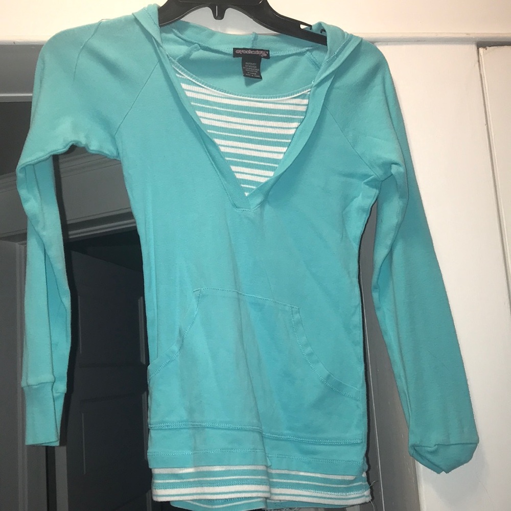 Blue long sleeve shirt